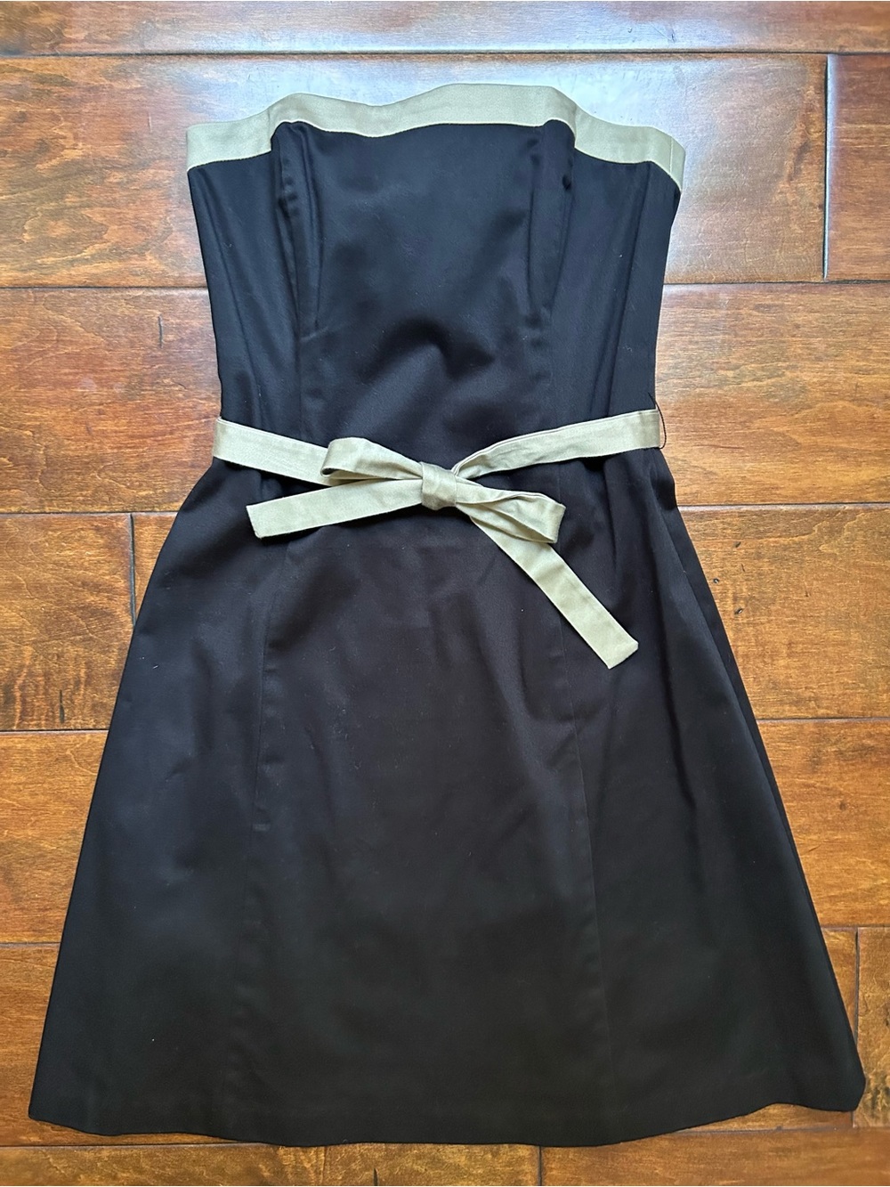 Classic Strapless Black dress w Tan accents from White House Black Market - Sz 2